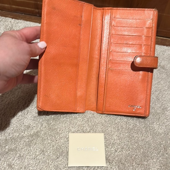 CHANEL Vibrant Orange Leather Clutch - Picture 8 of 11